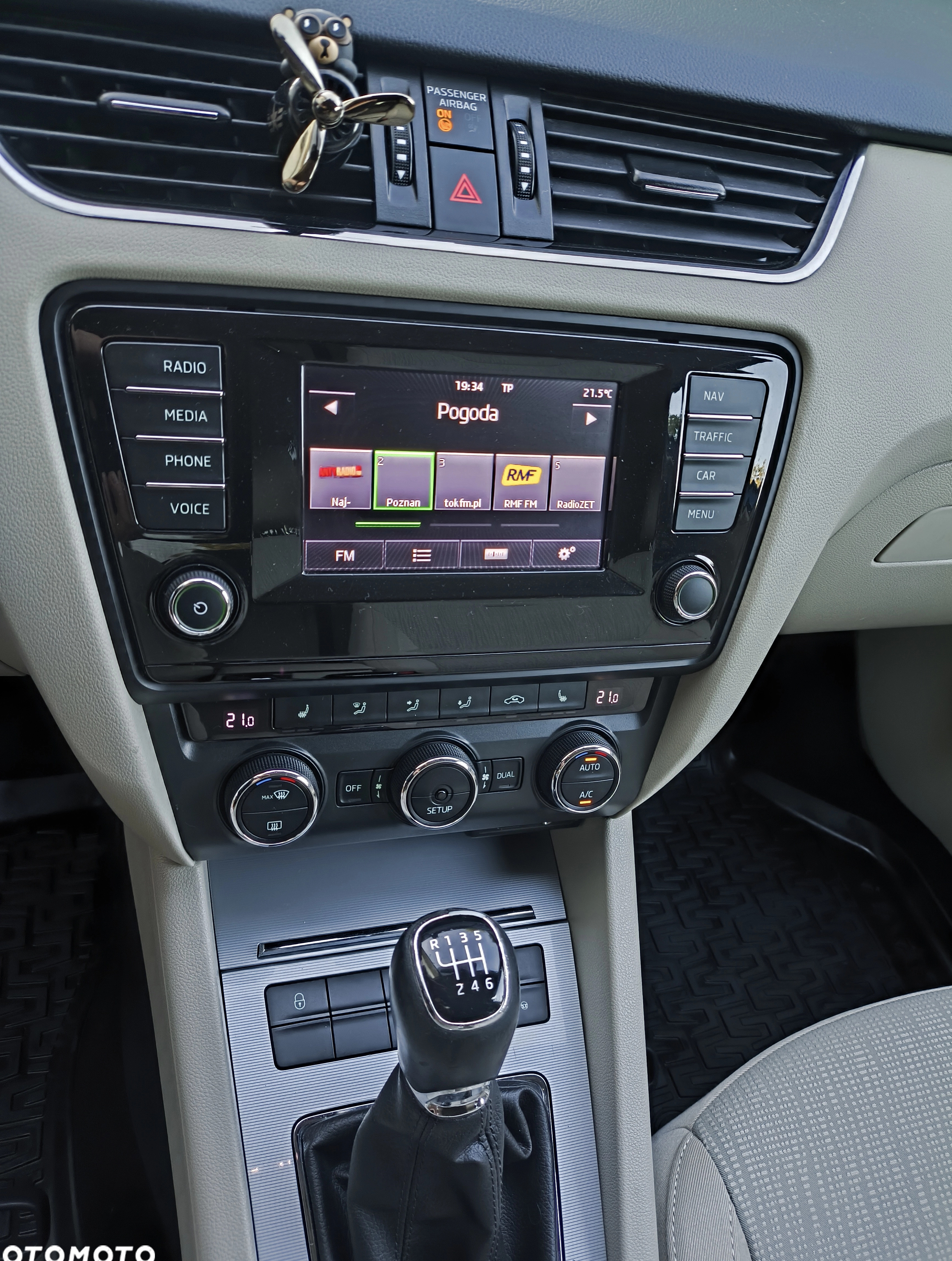 Skoda Octavia cena 38000 przebieg: 255000, rok produkcji 2014 z Chocianów małe 92